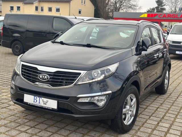 Kia Sportage 2.0CRDI Vision 4WD Xenon PDC AHK