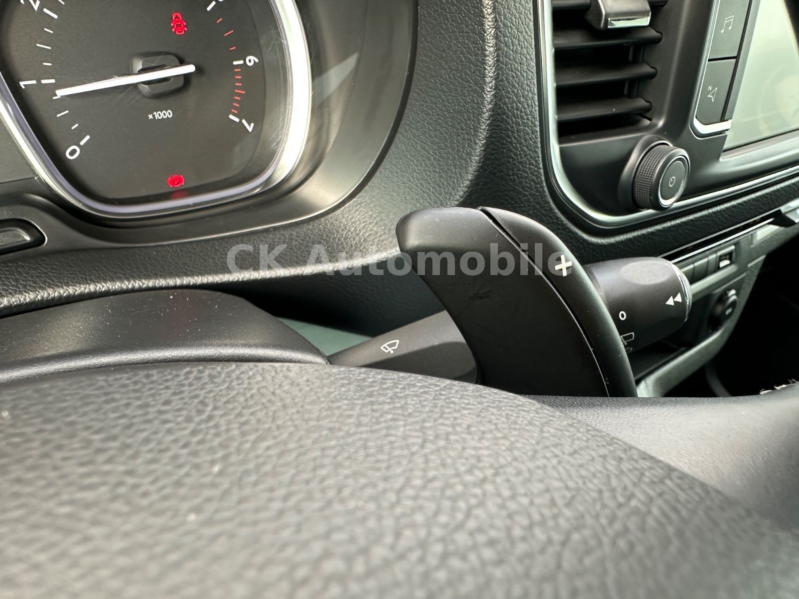 Fahrzeugabbildung Opel Zafira Life Elegance L/7 Sitze/Navi/Pano/LED/AHK