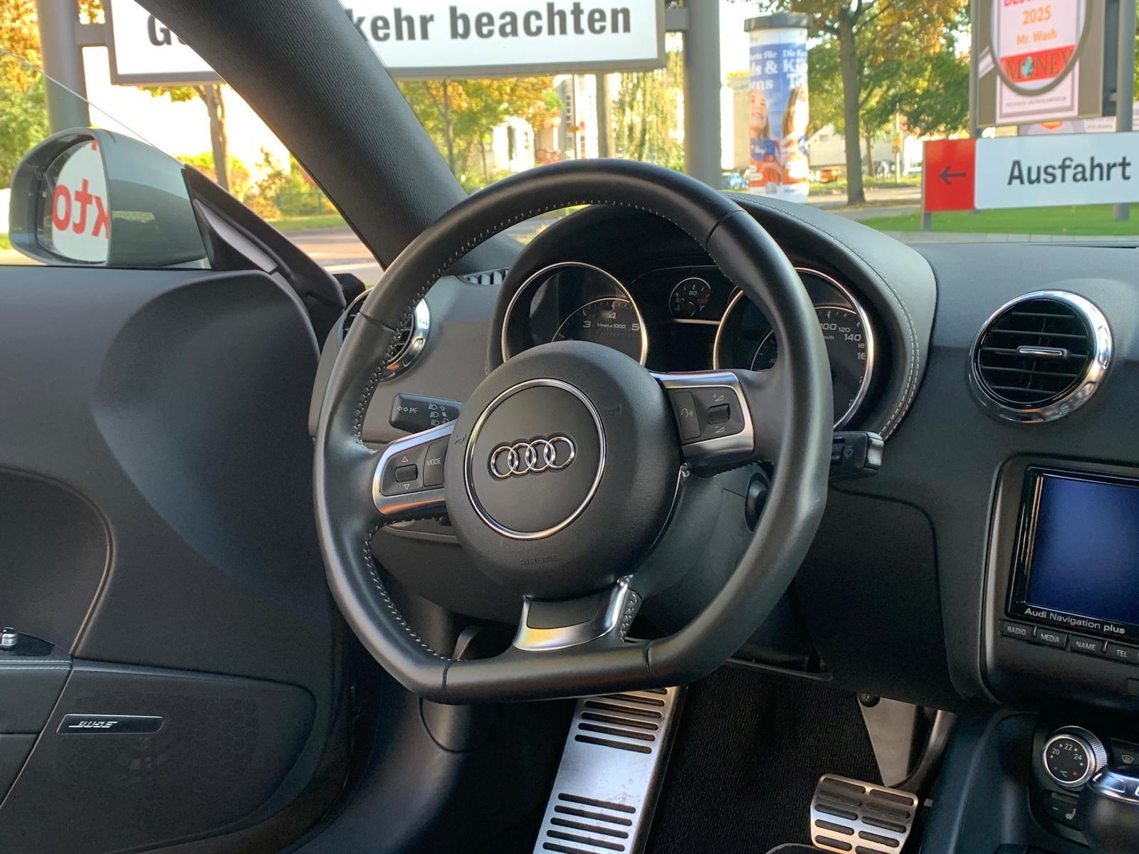 Audi TT Coupe 2.0 TFSI S tronic quattro -