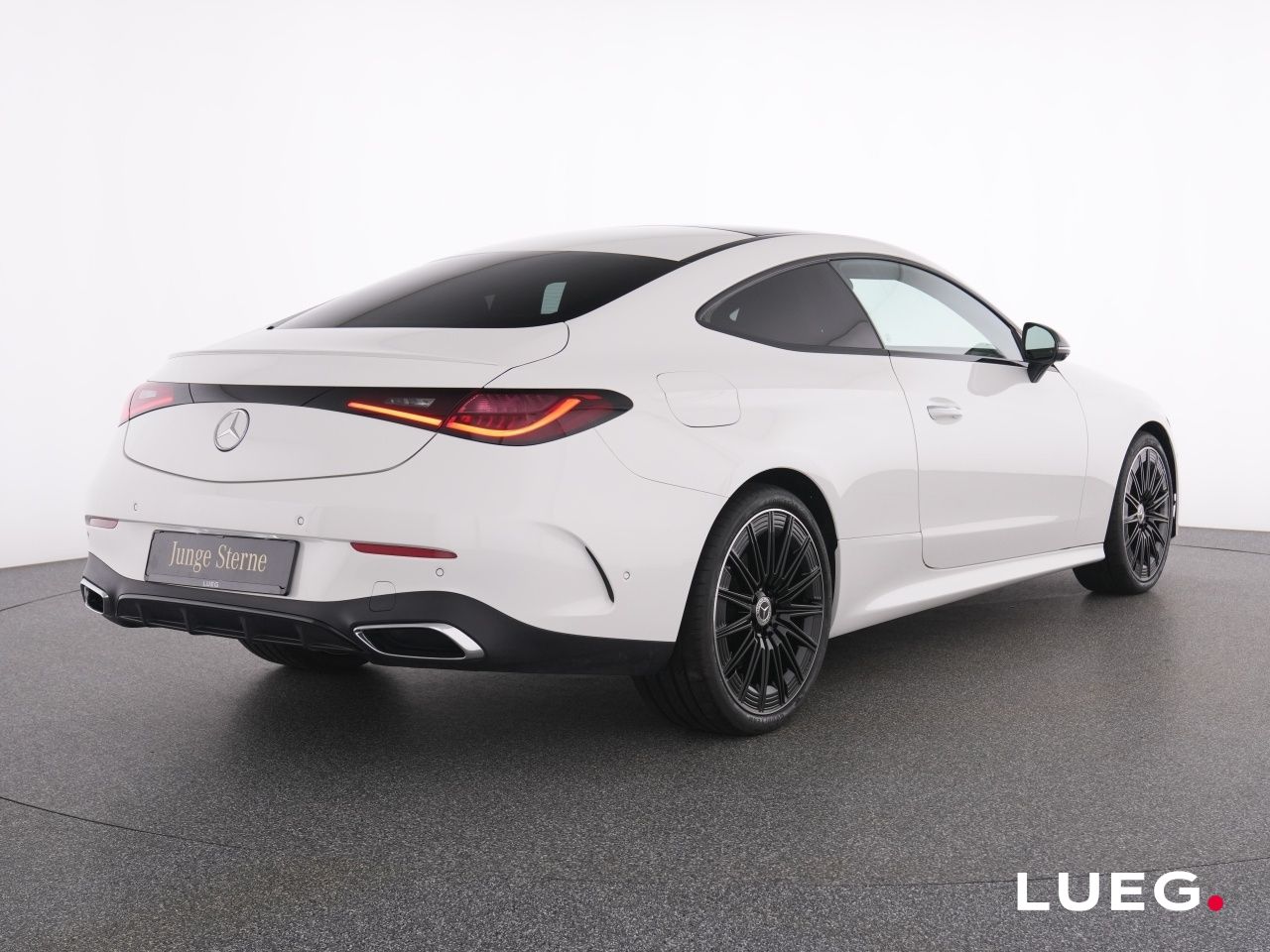 Mercedes-Benz CLE 200 Coupé AMG+Pano+DLight+Sound+Dist+Mem+360 imagem 3