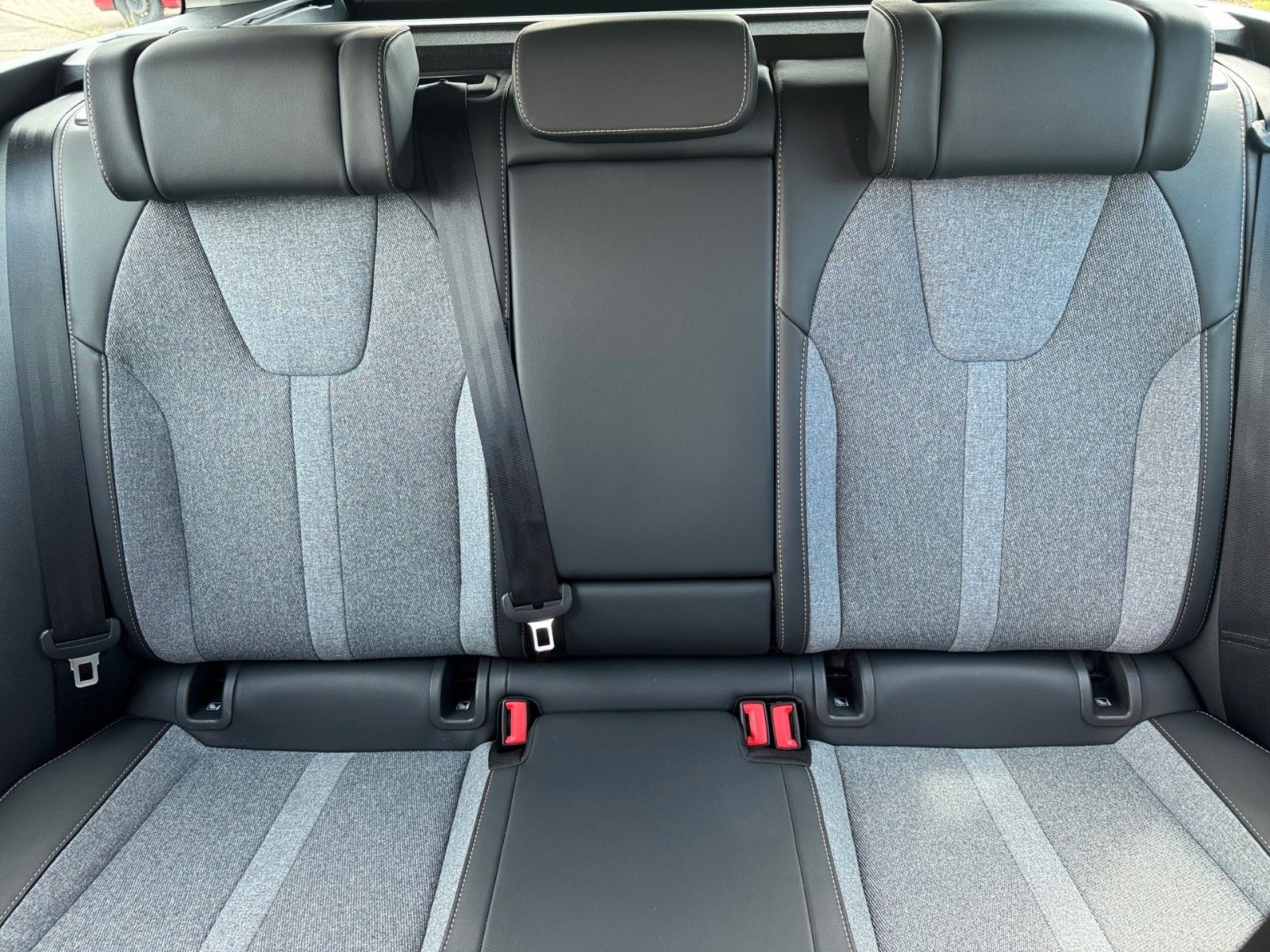Fahrzeugabbildung SKODA Octavia Combi Selection 2.0 TDI