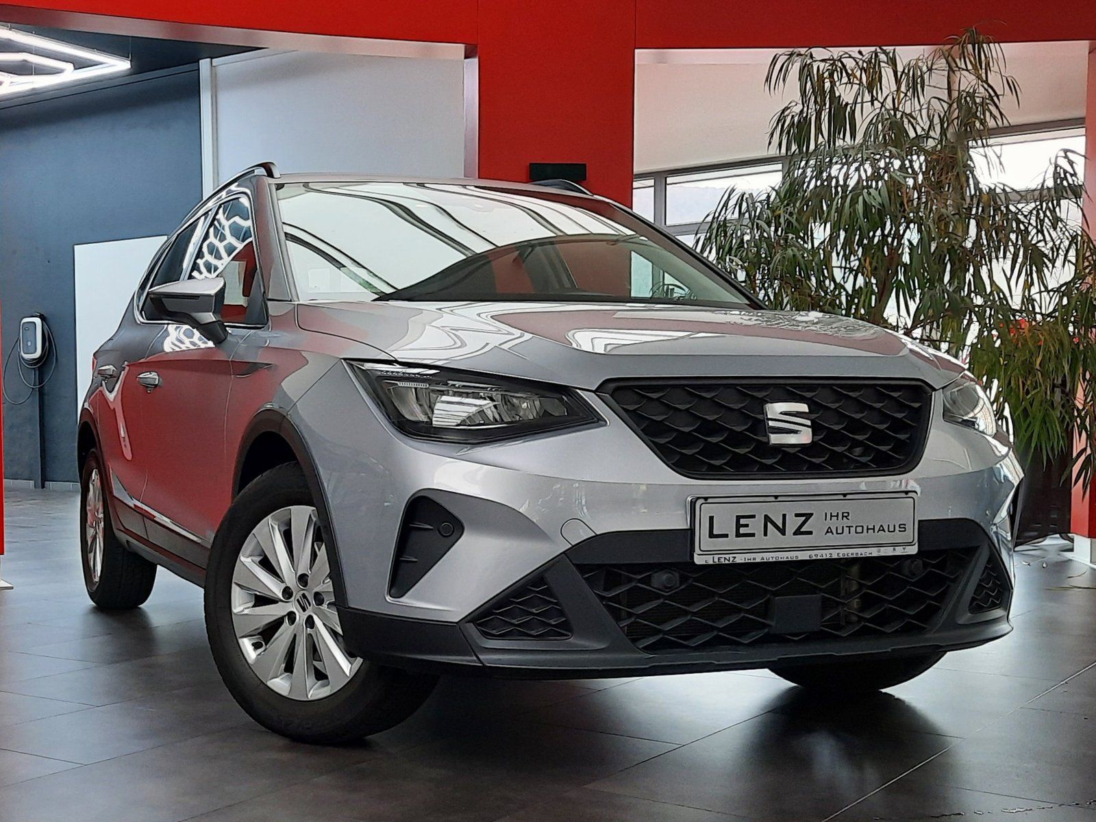Fahrzeugabbildung SEAT Arona Style TSI *Cam*LED*PDC*Sitzhzg*FullLink*