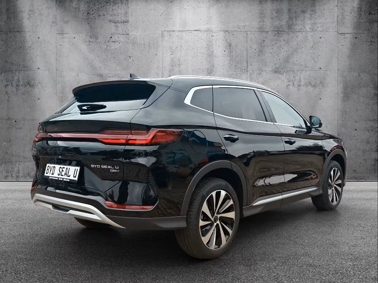 BYD SEAL U