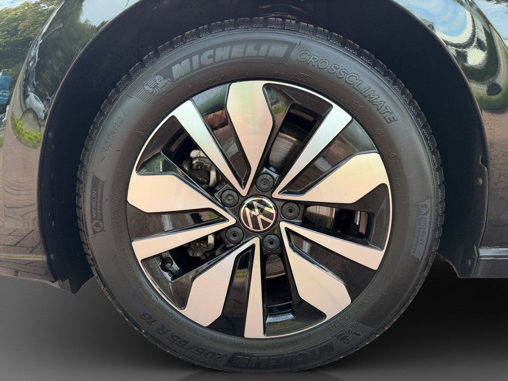 Volkswagen Golf - Bild 10