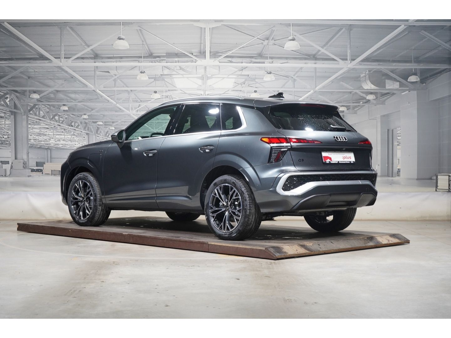 Audi Q3 SUV e-hybrid Tech Plus S line ACC 19-Zoll KAM foto 2