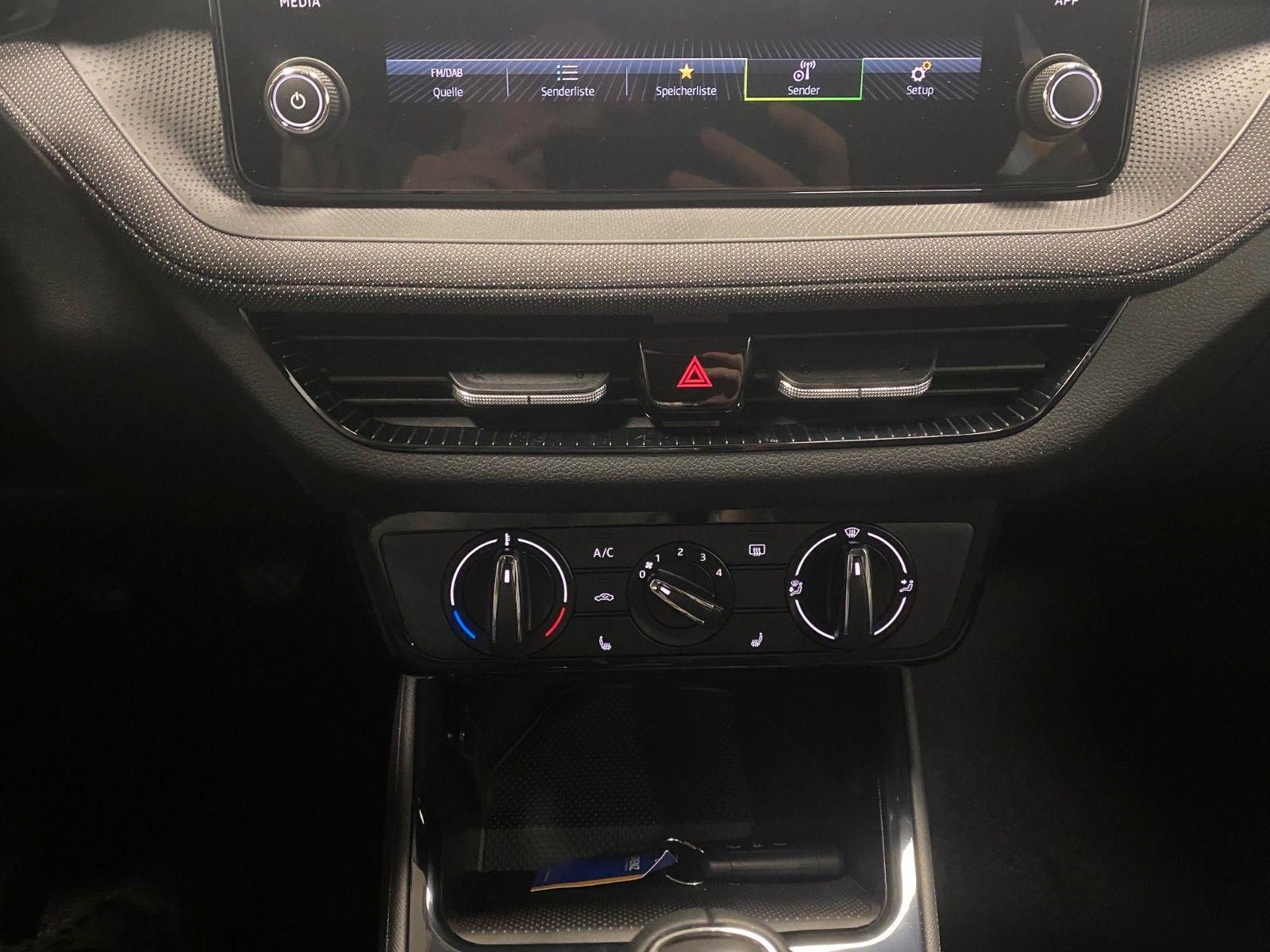 Fahrzeugabbildung SKODA Fabia 1.0 TSI GA 2031/100TKM+PDC+SMART-LINK+SH++