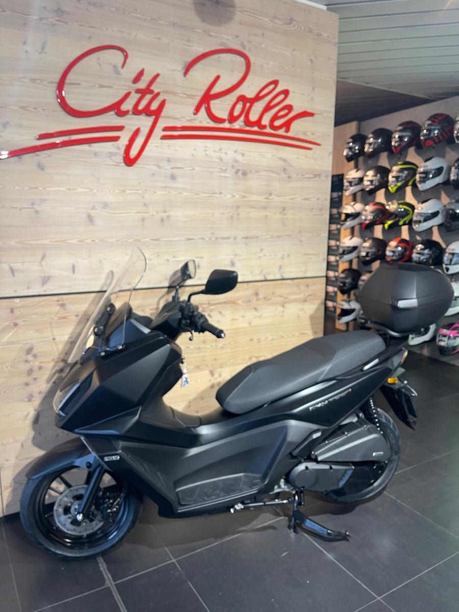 Kymco SKYTOWN 125 I  ABS // inkl. Topcase