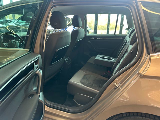 Volkswagen Golf Sportsvan VII Highline *LED*ACC*AHK*