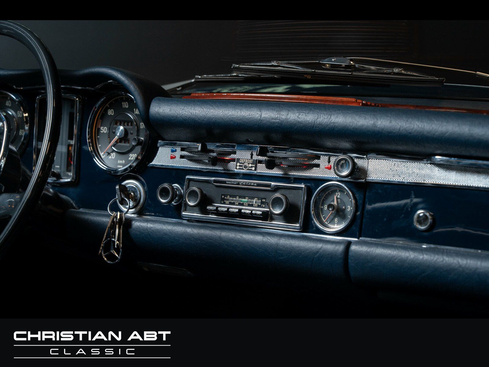 Fahrzeugabbildung Mercedes-Benz SL 280 Pagode