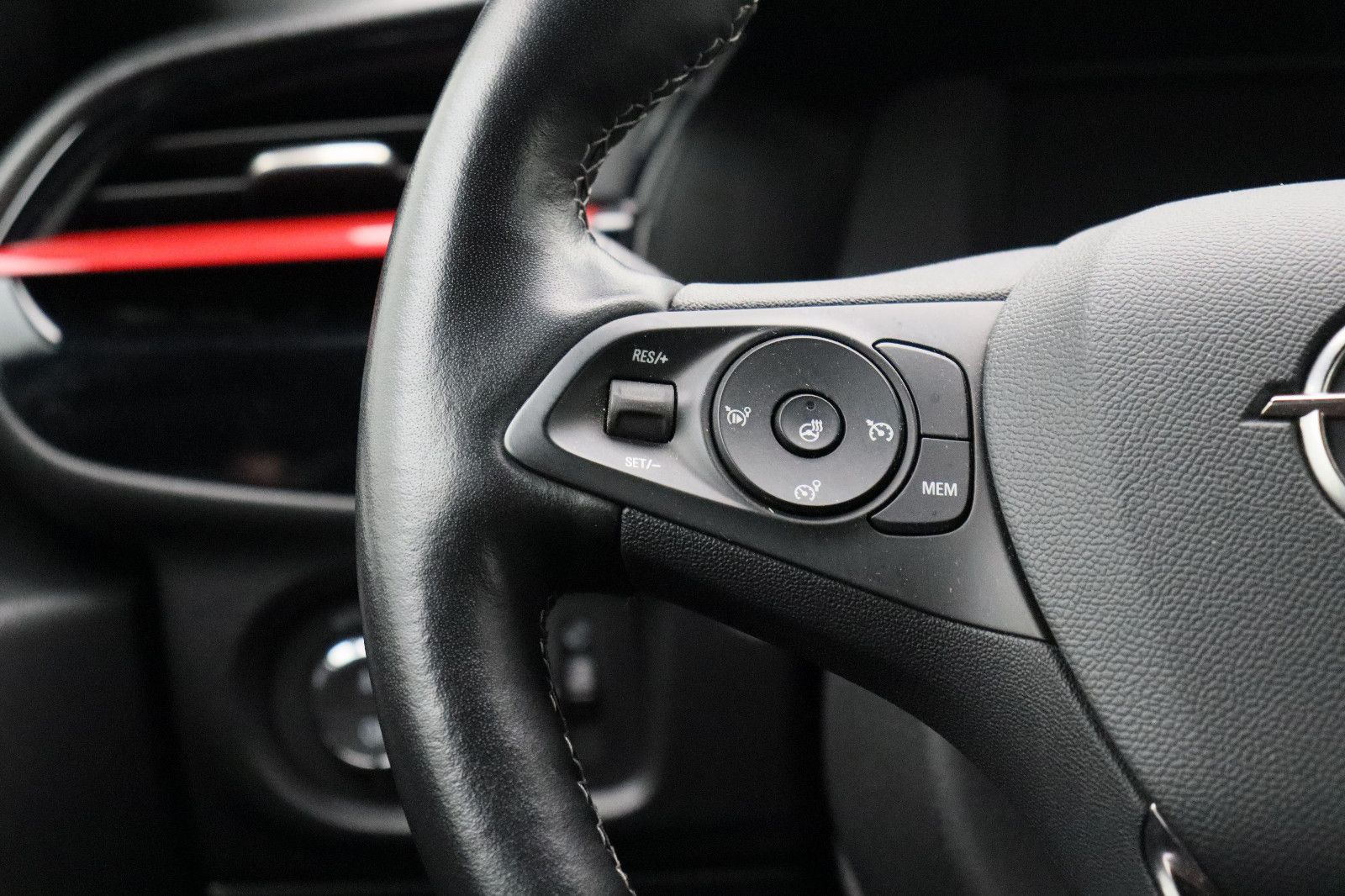 Fahrzeugabbildung Opel Corsa F e GS Line 11kW