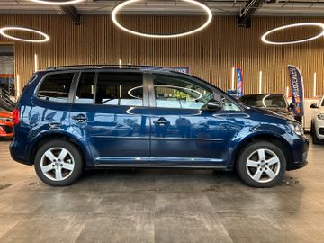 MYAUTOCENTER – Gebraucht- und Jahreswagen mit Werkstattservice in Pfaffenhofen Volkswagen Touran Comfortline *7-SITZER*2-ZONEN*TEMPO*