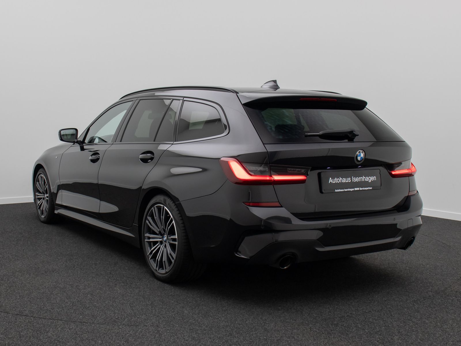 Fahrzeugabbildung BMW 320d M Sport Panorama DAB Laser HiFi Komfort