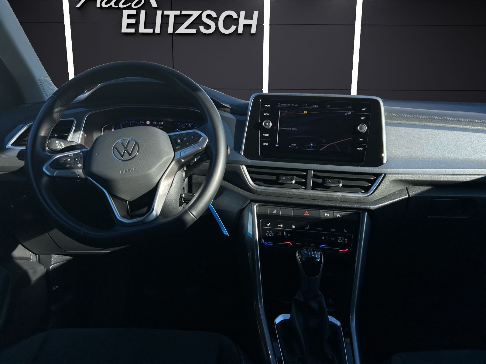 Fahrzeugabbildung Volkswagen T-Roc Style TDI LED+ ACC SH AppConnect Ambiente