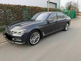 BMW 750 li Chauffeur Paket carbon - BMW 750 in Duisburg