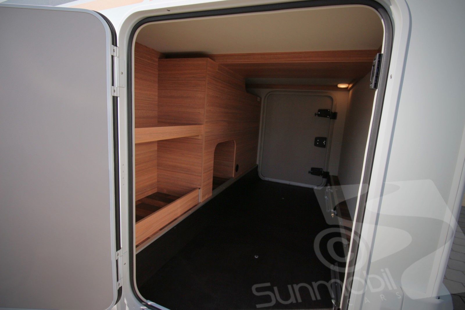 Fahrzeugabbildung Weinsberg CaraCompact 600 MEG Edition Pepper ´26 Automatik