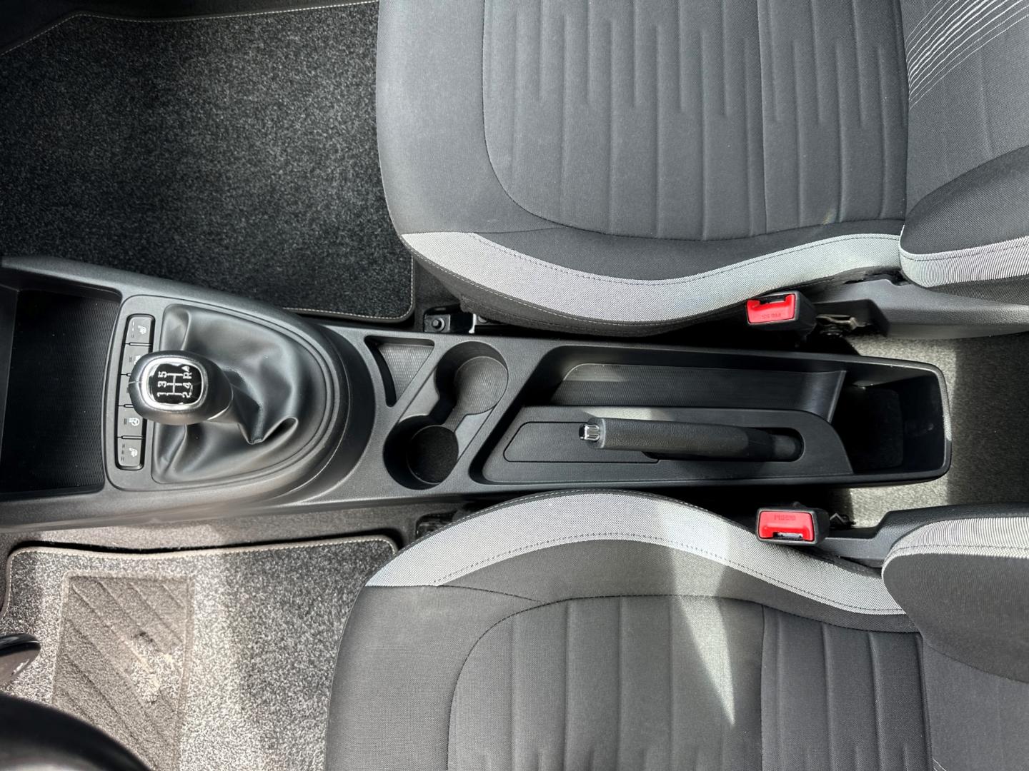 Hyundai i10 Trend 1.0 RFK SHZ LenkradHZG Allwetter Klima, миниатюра 10