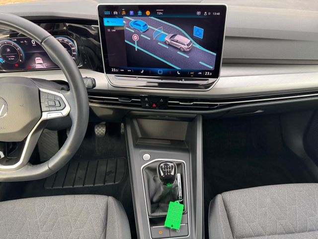 Golf VAR 1.5 eTSI 150PS Life NAV/APP/ACC/RFK/LED