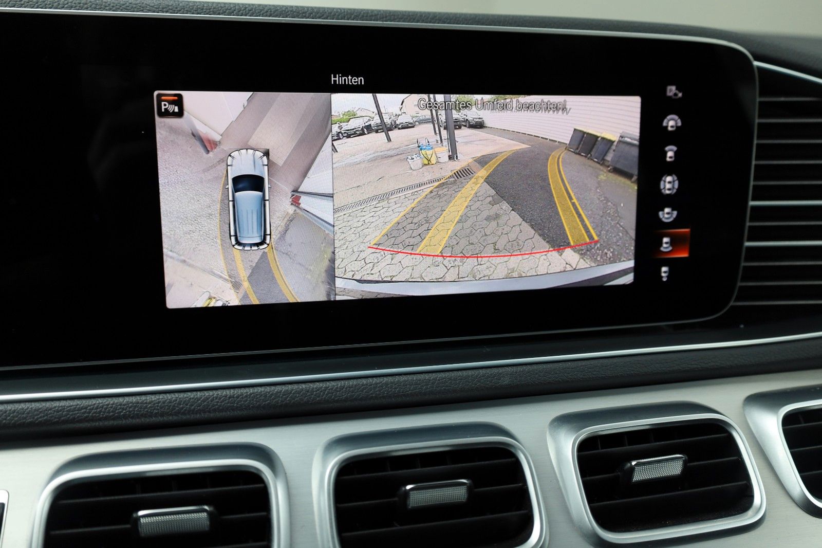 Fahrzeugabbildung Mercedes-Benz GLE 350de 4M Leder,Navi,LED,SH,Park Paket,360°