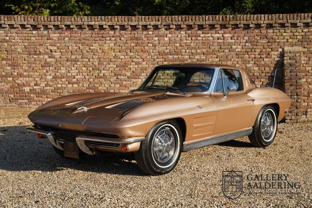 Corvette C2 Sting Ray Coupé Split window Fully restored c