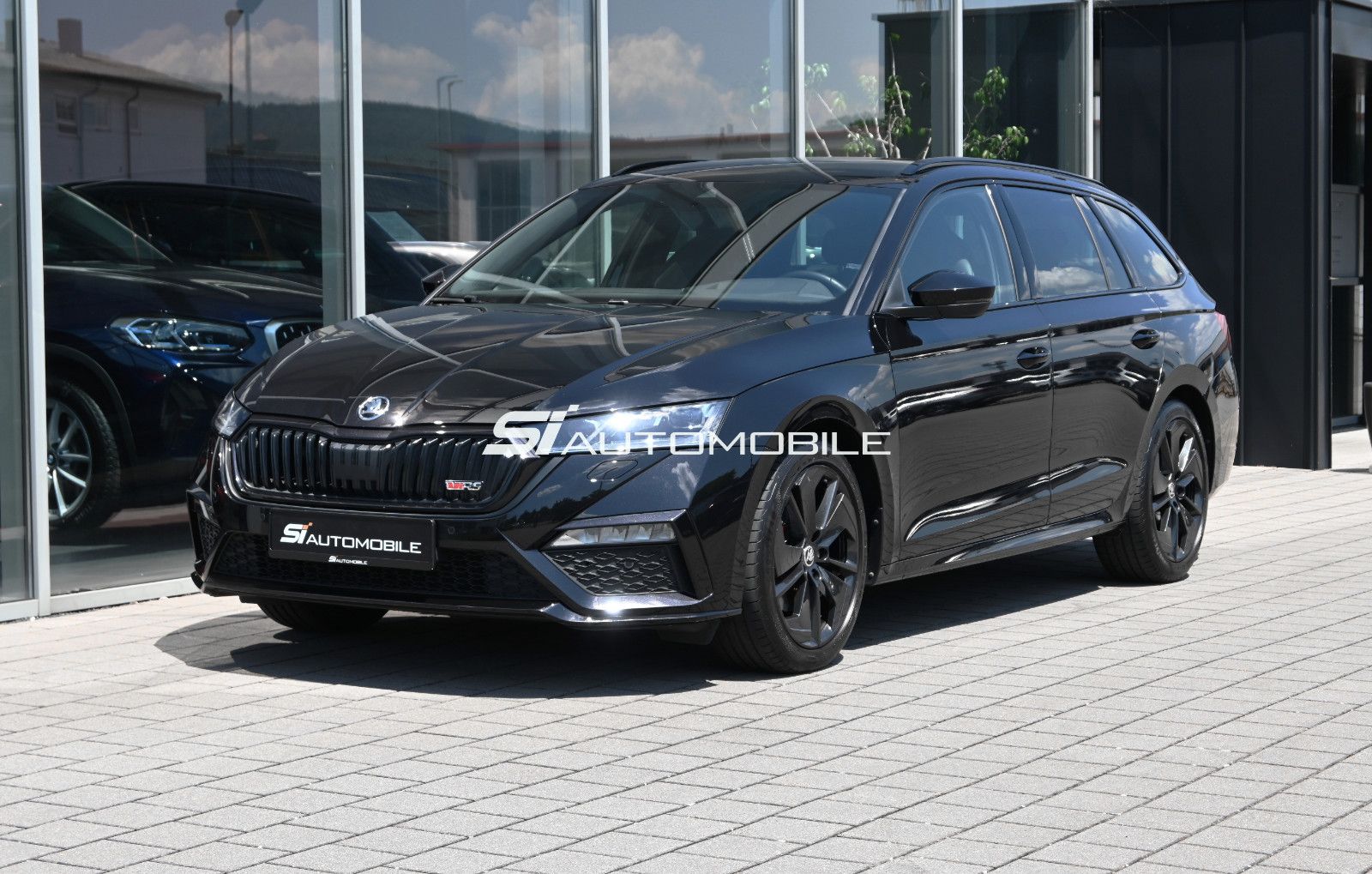 Fahrzeugabbildung SKODA Octavia 2.0 TDI DSG 4x4 RS Combi °AHK°STHZ°DCC°