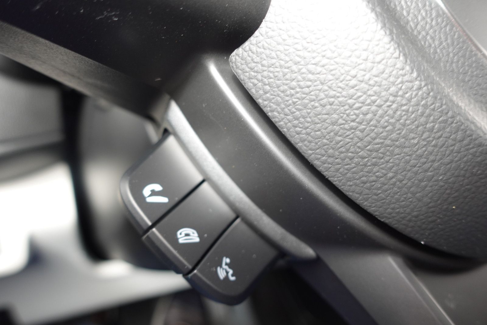 Fahrzeugabbildung Suzuki Swift Comfort 1.2,Navi,Sitzhz,Kamera,Alu,DAB,LED