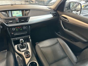 BMW X1 sDrive *TÜV0928*VOLL-LEDER*NAVI*PDC*2-ZONEN*