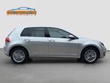 Volkswagen Golf VII 1.2 TSI-86 PS * Sondermodell CUP * - Volkswagen Golf mit Benzin-Antrieb: Limousine, 1.8