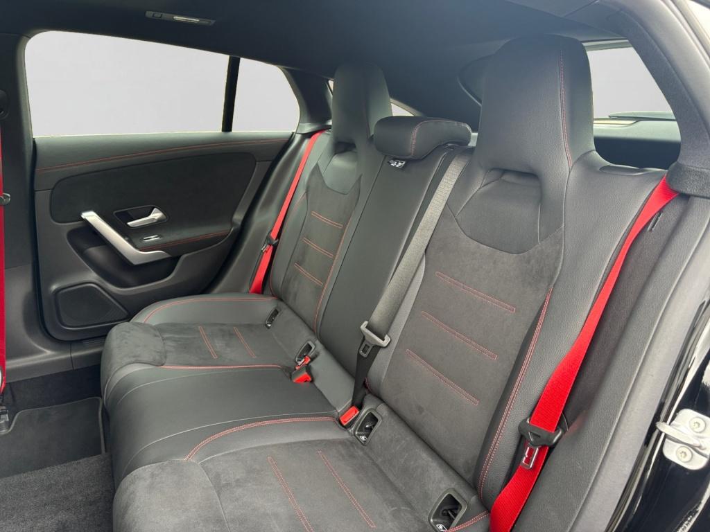 Mercedes-Benz CLA 35 AMG 4M SB LED|AMBI|TEMP|KAM|PANO|SHZ