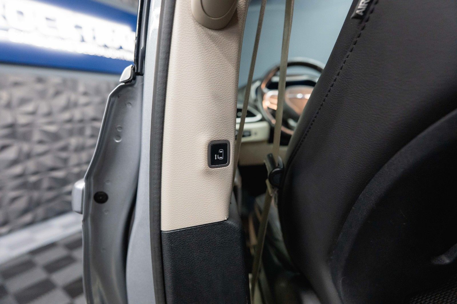 Fahrzeugabbildung Chrysler Pacifica 3.6 V6 Touring L *7 Sitze*LED*Kamera*