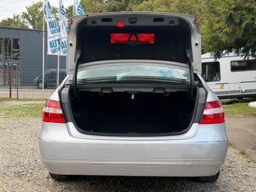 Mercedes E 220 - 9