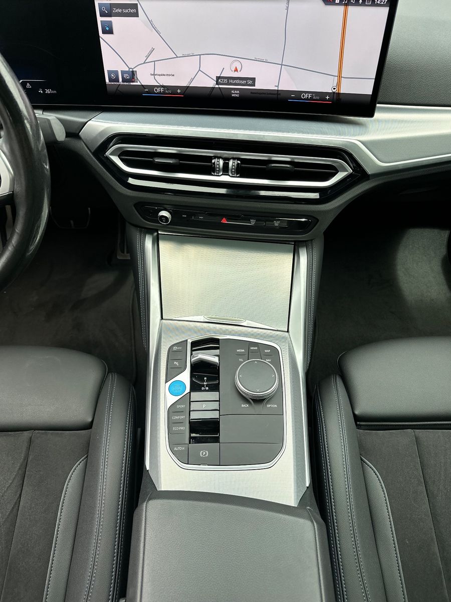 Fahrzeugabbildung BMW i4 eDrive40 Gran Coupé M-Sport NAV+LED+PANO+AHK