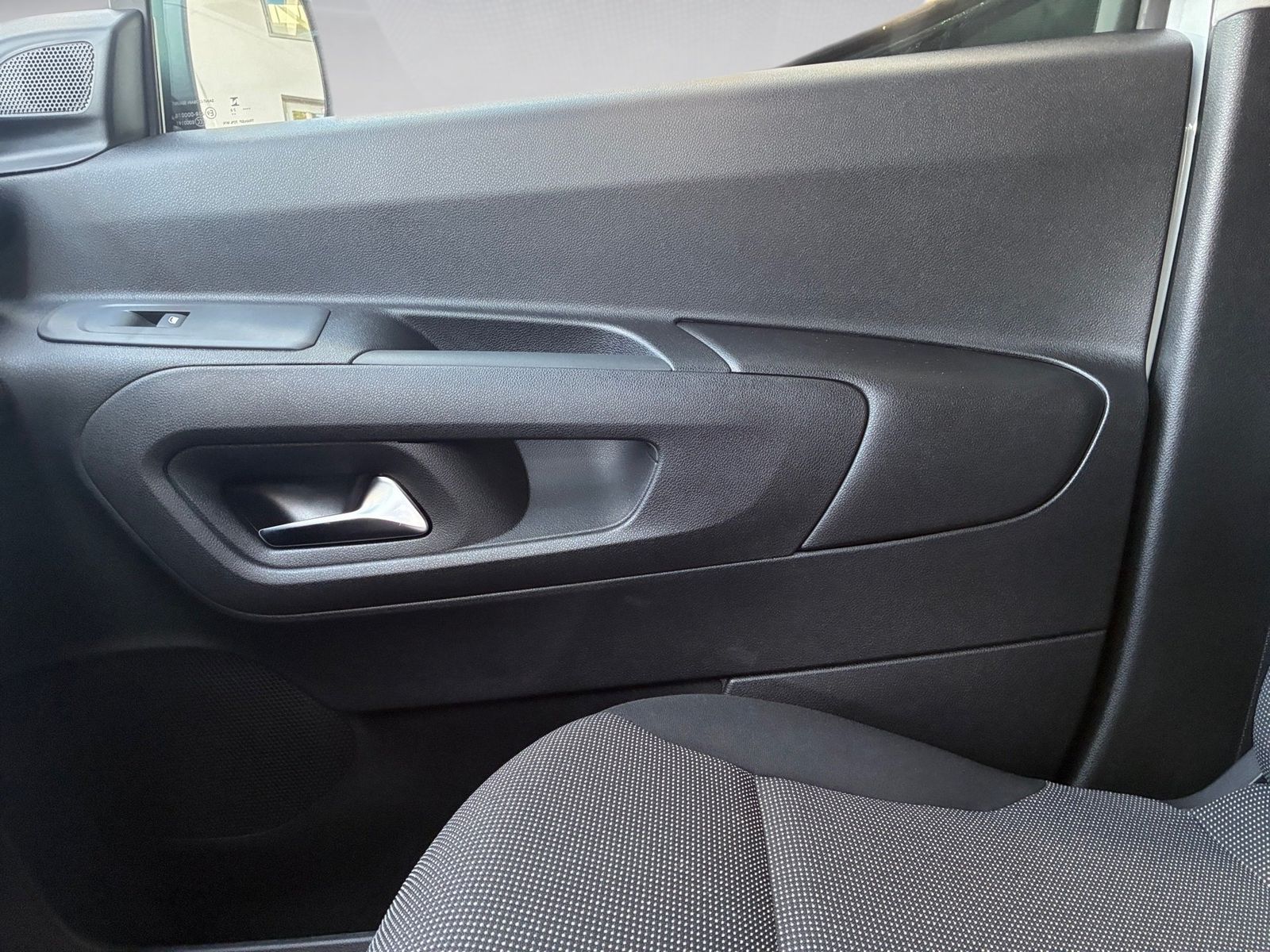 Fahrzeugabbildung Opel Combo E Cargo 1.5 D Basis erhöhte Nutzlast XL