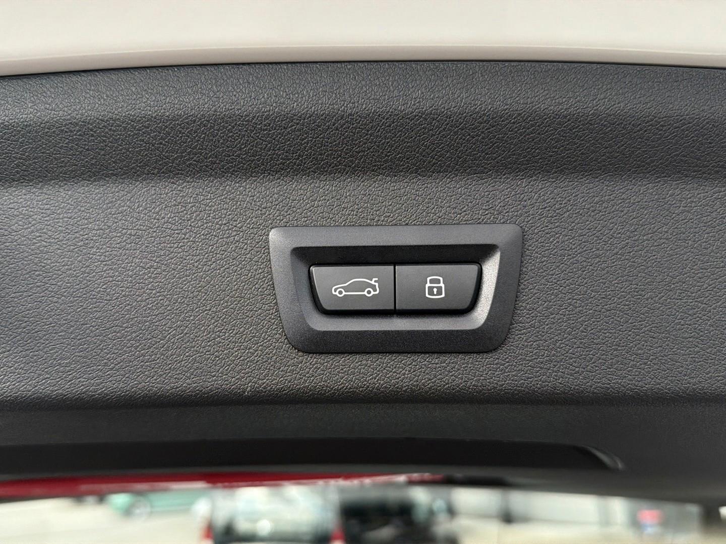 BMW 1 Series M Sport HuD Tempomat 2ZK IQ 360° SHZ, миниатюра 25