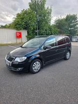 Volkswagen VW Touran 1,4 TFSi Automatikgetriebe mit L... - Volkswagen mit LPG-Antrieb: Kleinbus