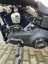 Harley-Davidson Street Bob - HARLEY-DAVIDSON 2012 STREET BOB