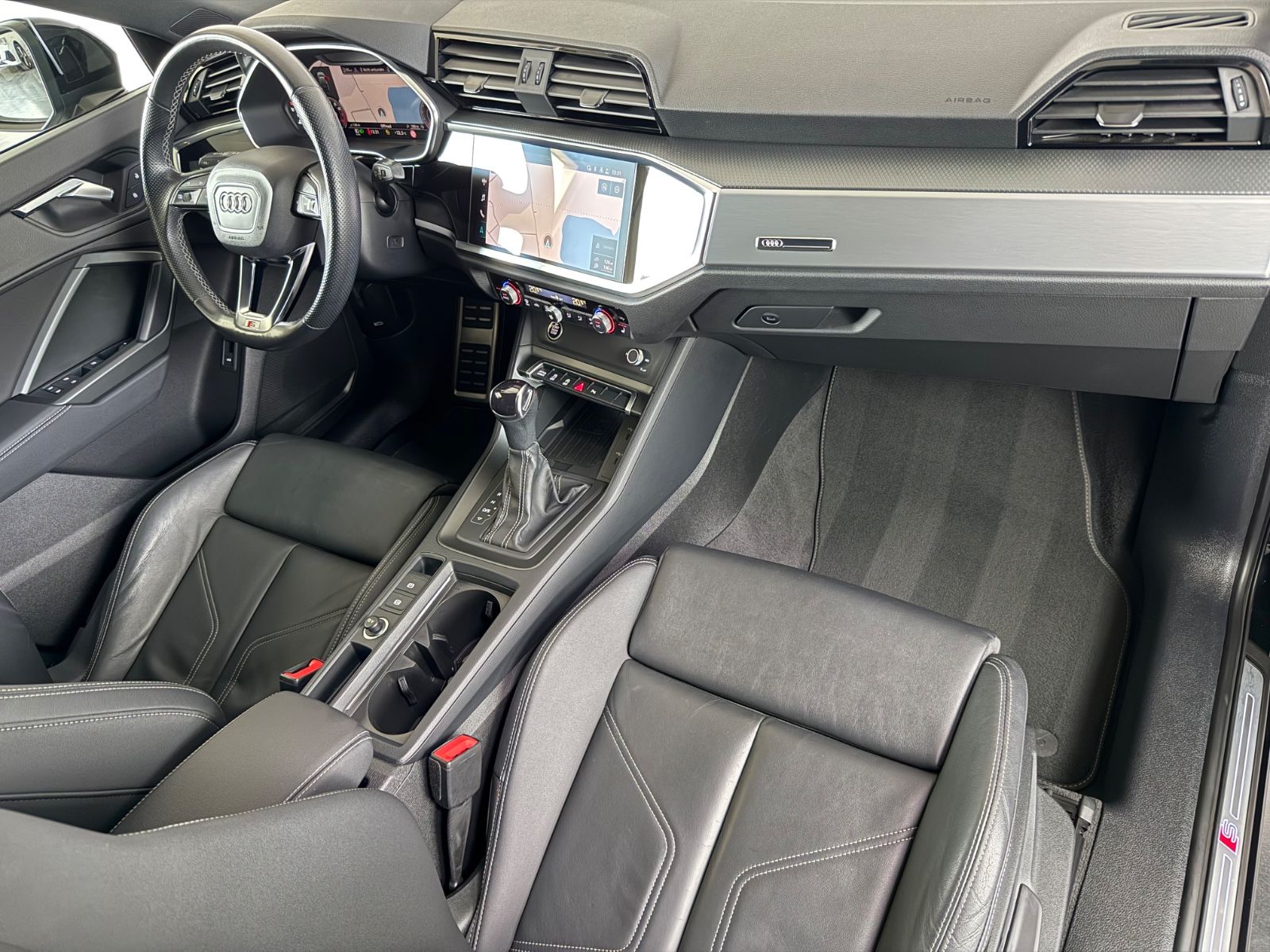 Audi Q3 Sportback 35 TFSI S line Kam Leder black ACC foto 21
