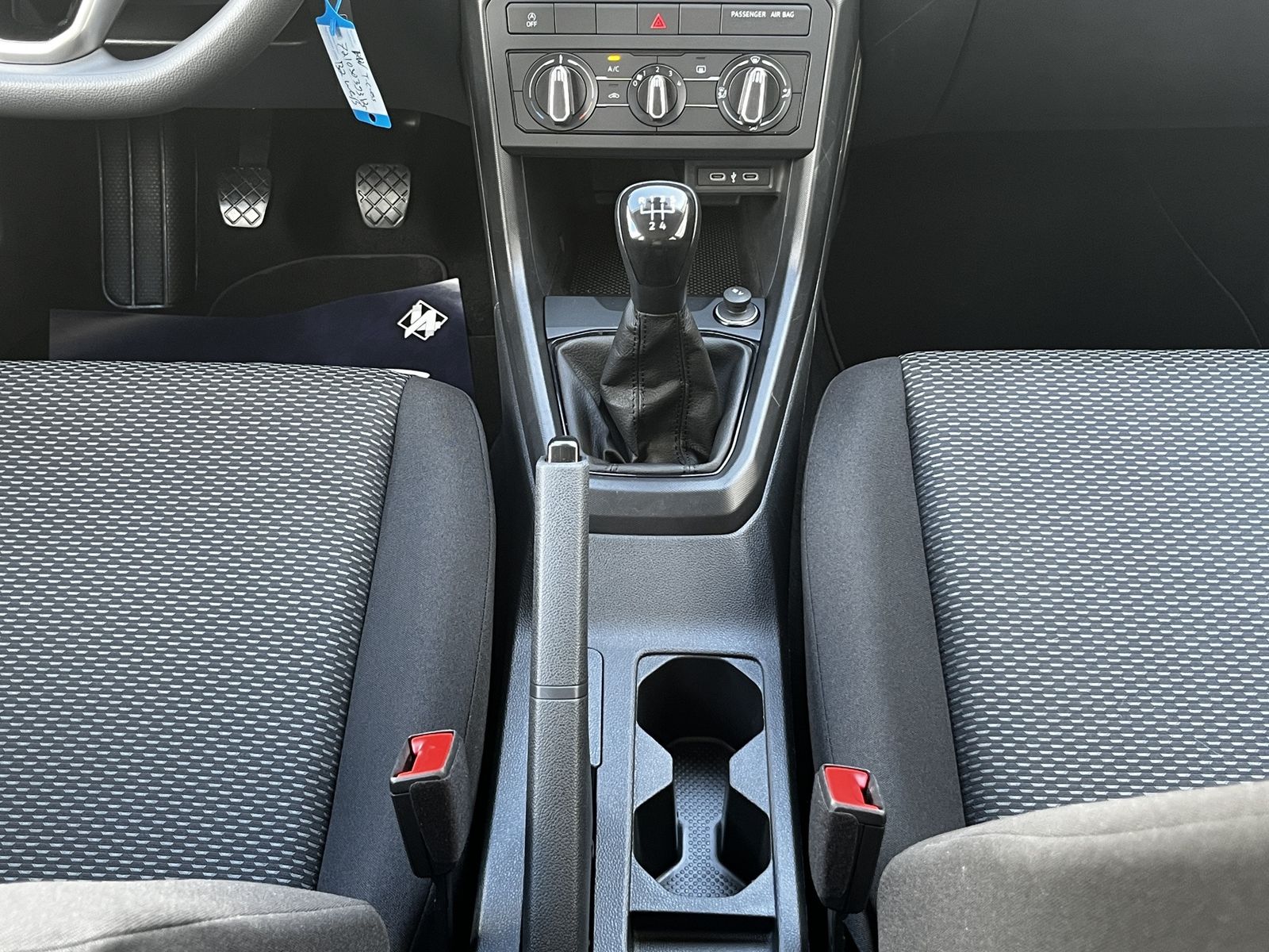 Fahrzeugabbildung Volkswagen T-Cross 1.0 TSI*ViCo*App-Connect*PDC*LED*Temp.**