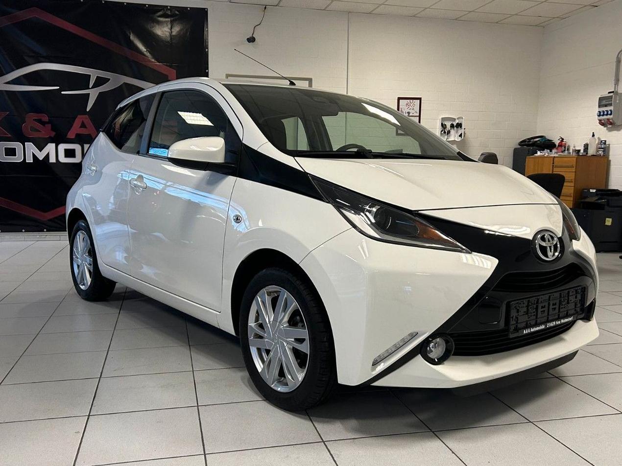 Toyota Aygo AYGO x-play Edition-S TÜV NEU
