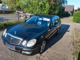 Mercedes-Benz w2111 S211 T-Model E280 Avantgarde - : Kombi, W211