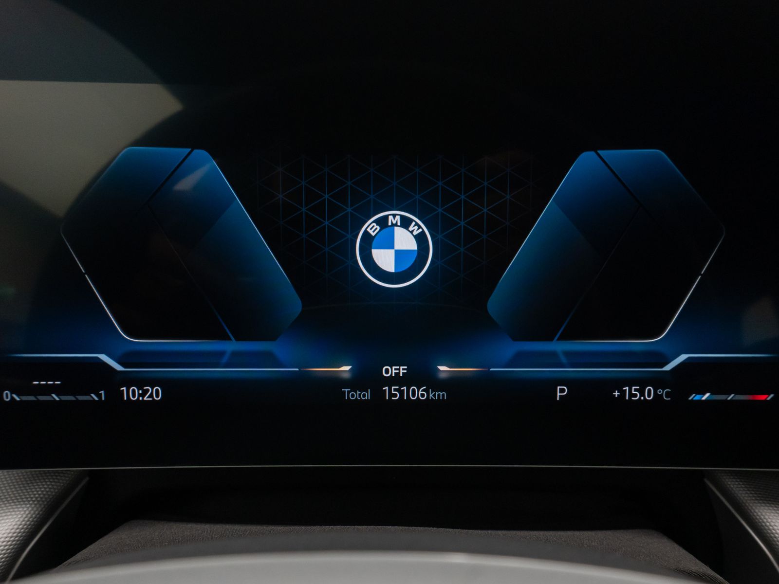 Fahrzeugabbildung BMW 218i Active Tourer Kamera DAB Widscreen Sitzhzg
