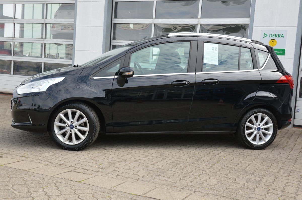 Fahrzeugabbildung Ford B-MAX   Titanium Navi Wintepaket Alu