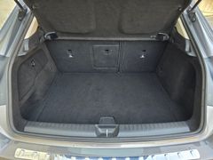 MERCEDES-BENZ GLA 200 1,6 Benzin Navi Automatik 80Tkm TÜV01/28