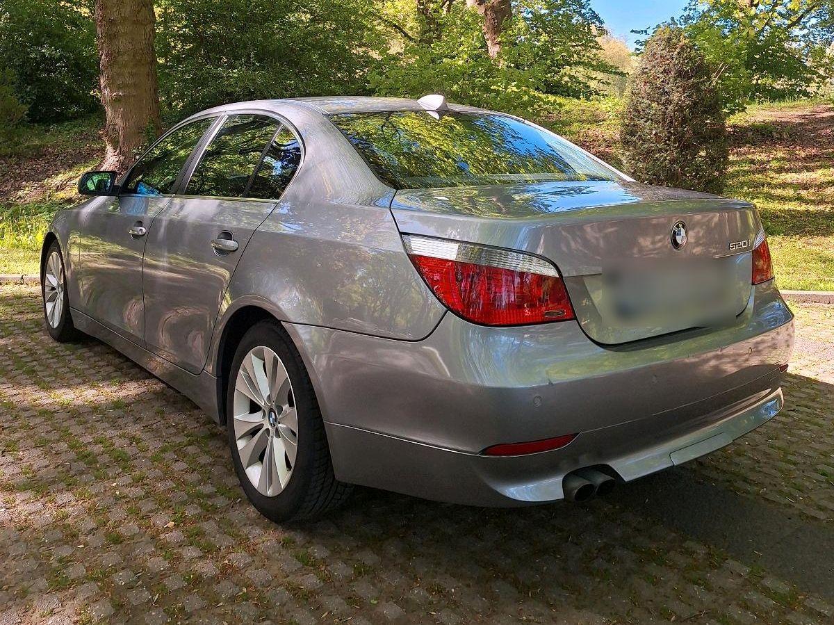 BMW 520