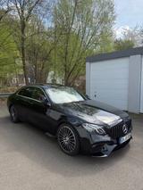 Mercedes-Benz E 350 d Autom. - W213 AMG Line (E63 Packet) - Mercedes-Benz E-Class mit Diesel-Antrieb: W213