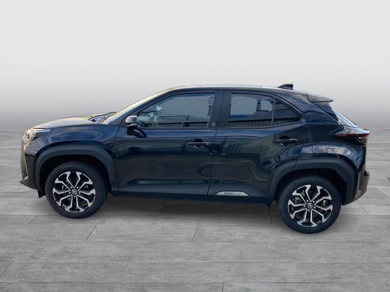 Toyota Yaris Cross eTSI Team Dtl. LED ACC RFK Behindert imagem 2