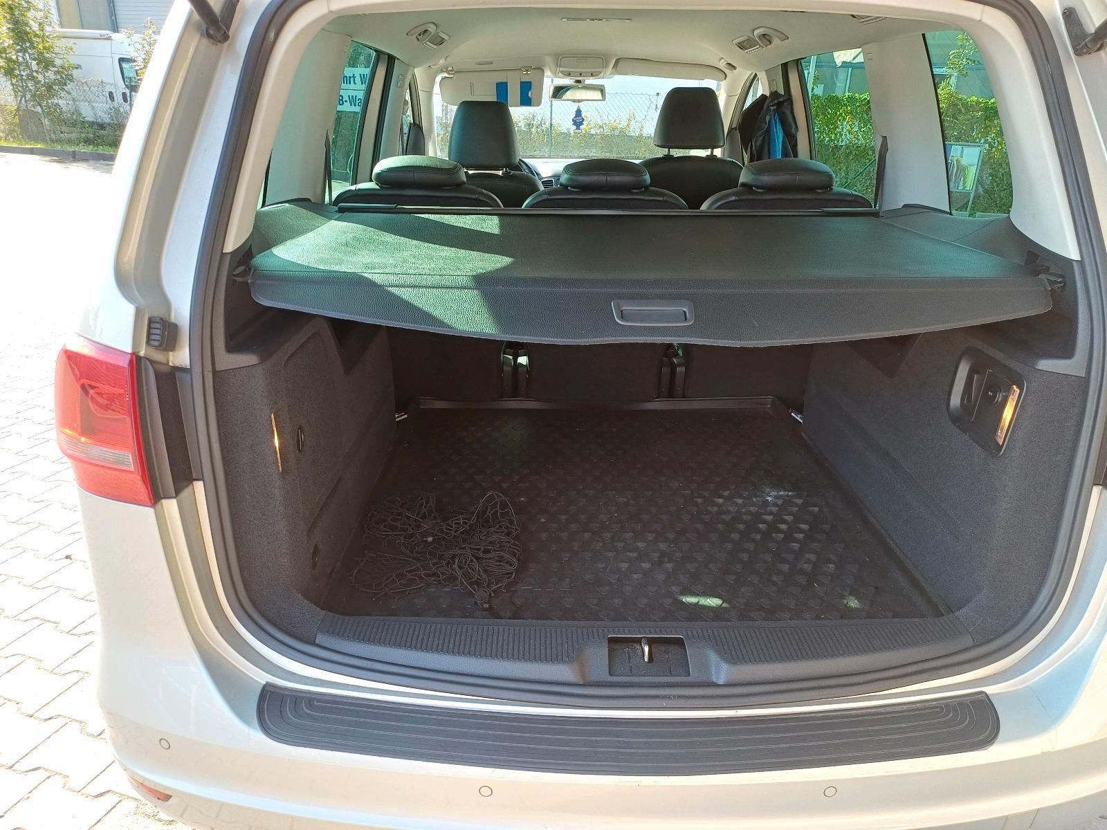 Volkswagen Sharan 2011 — photo 6