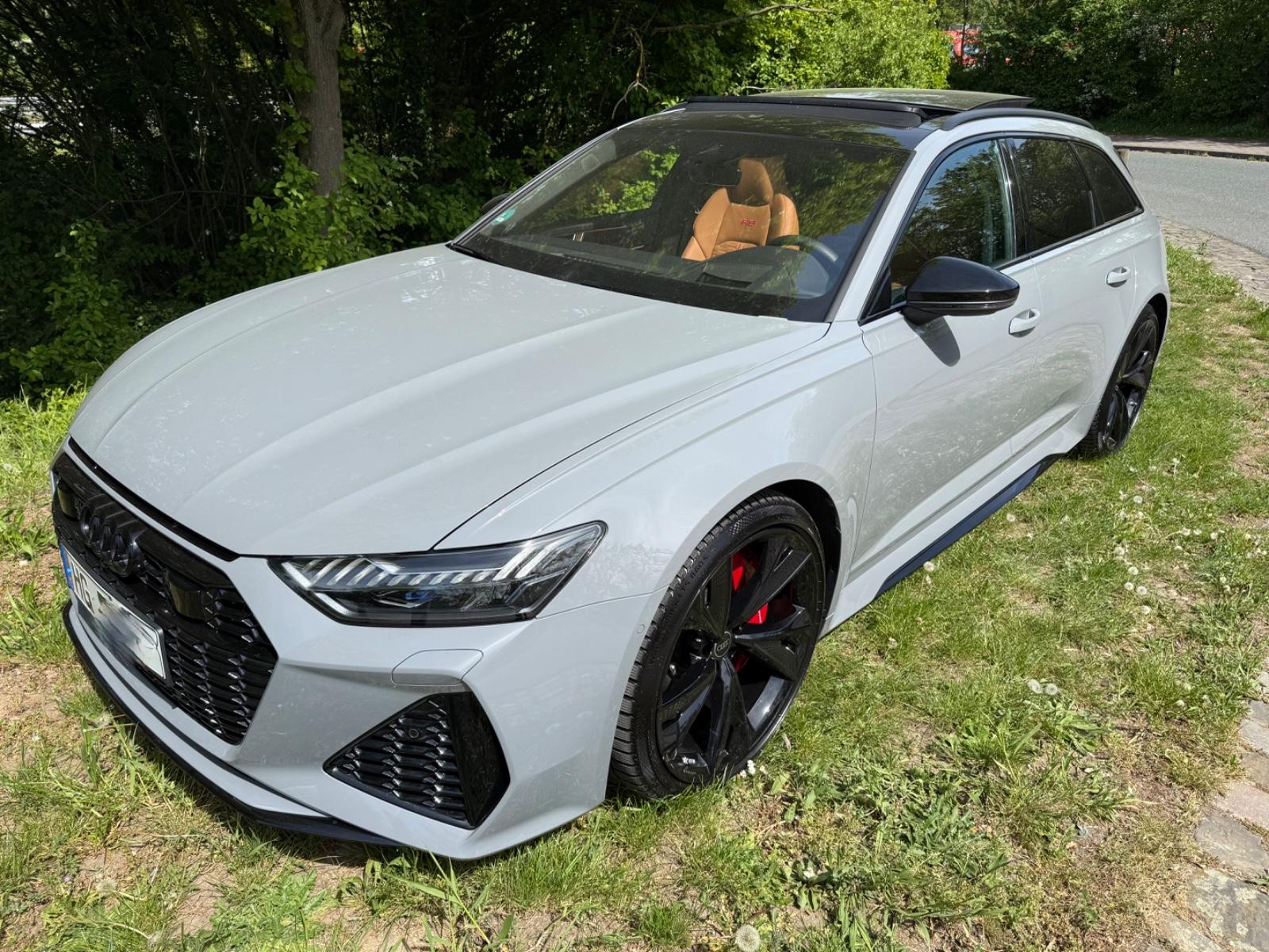 Audi RS6 performance Akrapovic Nappa B&O Matrix