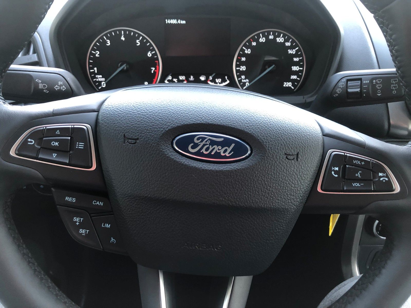 Fahrzeugabbildung Ford EcoSport Cool & Connect