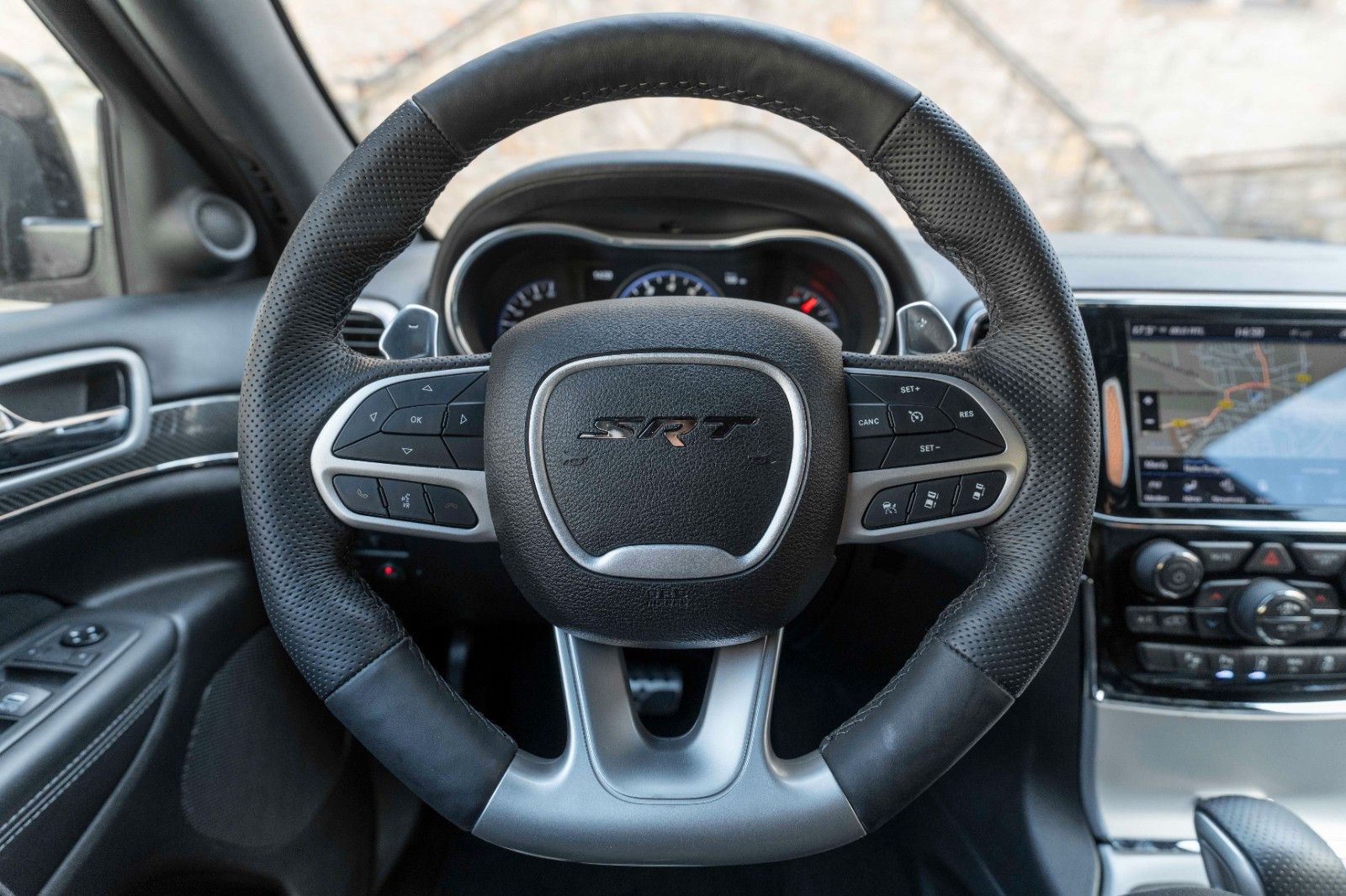 Fahrzeugabbildung Jeep Grand Cherokee 6.4l V8 HEMI SRT LPG ACC KAM