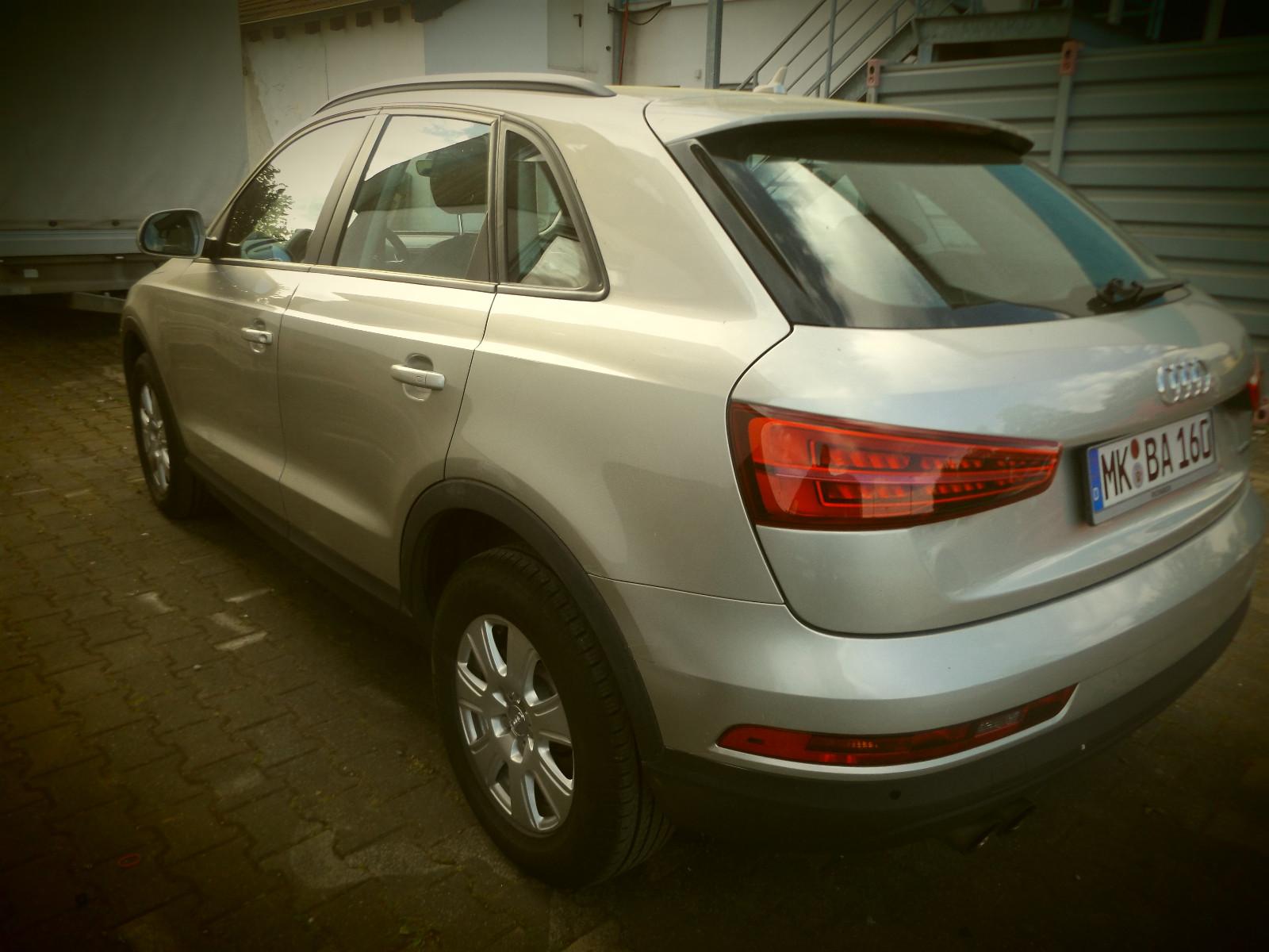 Audi Q3 basis quattro S-tronic 1. Hand